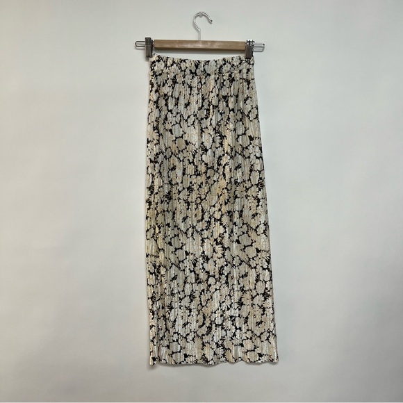 ASOS Design Plisse Column Midi Skirt Pleated Black White Daisy Floral Print US 2 - Picture 6 of 6